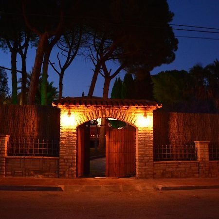 Villa Sitges El Ranch Amaizing Outdoor Areas Beaches At 5 Minutes Walk Sitges At 15 Min Drive Ac Pool Jacuzzi & Garden Xxl Calafell Buitenkant foto