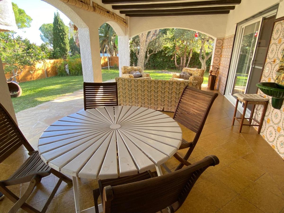 Villa Sitges El Ranch Amaizing Outdoor Areas Beaches At 5 Minutes Walk Sitges At 15 Min Drive Ac Pool Jacuzzi & Garden Xxl Calafell Buitenkant foto