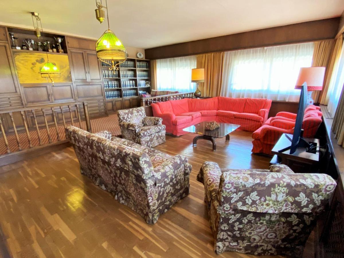 Villa Sitges El Ranch Amaizing Outdoor Areas Beaches At 5 Minutes Walk Sitges At 15 Min Drive Ac Pool Jacuzzi & Garden Xxl Calafell Buitenkant foto